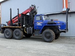 Лесовоз Урал ЯМЗ-236НЕ2 турбированный с новым манипулятором Велмаш