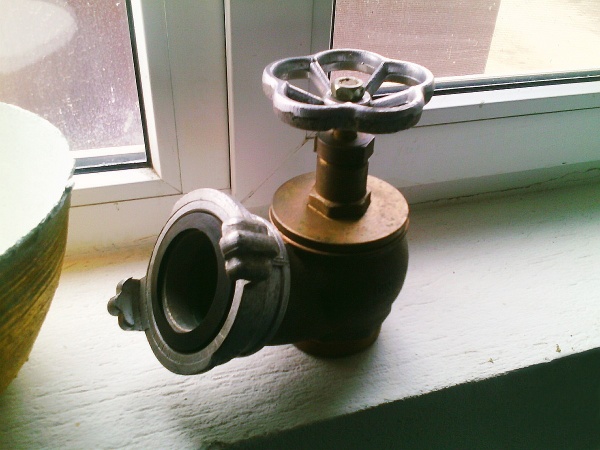 Вентиль пожарного гидранта (AWG) Германия - винтажный с Эбея