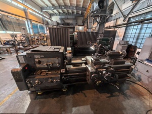 Станок токарно-винторезныи 1М63 рмц 1500