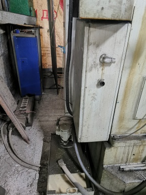 2Р135Ф2-1 - вертикально-сверлильный станок с ЧПУ(можно фрезеровать)