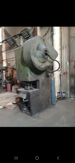 Пресс однокривошопный простого действия