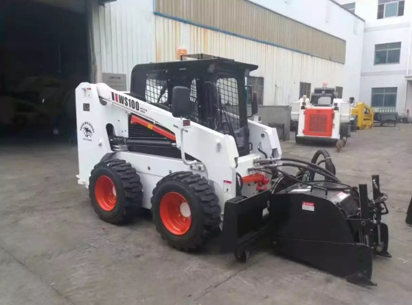 Колесный минипогрузчик Beaver WS100