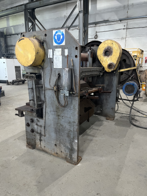 Ножницы гильотинные НА-3122