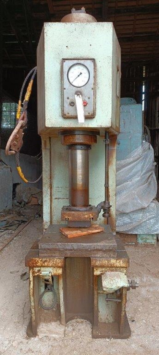 Пресс гидравлический П6330