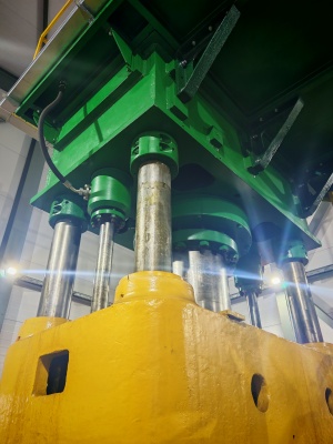 Пресс гидравлический колонный ДА2238