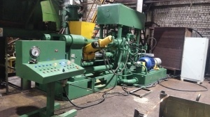 Главный гидроцилиндр пресса брикетировочного Б6238