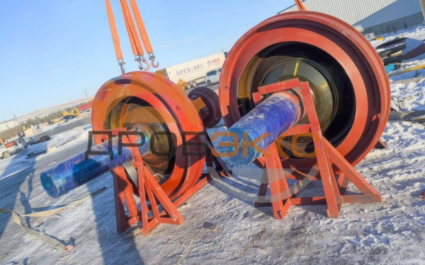 Конус дробящий в сборе КСД-1750Гр 1280.05.300СБ