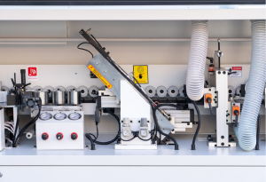 UA-4E Полуавтоматический кромкооблицовочный станок