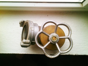 Вентиль пожарного гидранта (AWG) Германия - винтажный с Эбея