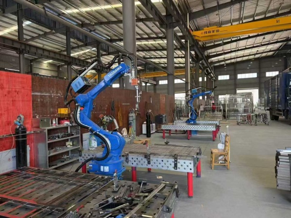 Роботы сварочные