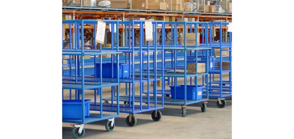 невостребованную складскую технику и системы складского хранения