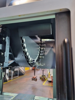 3-осевой вертикальный обрабатывающий центр DOOSAN MYNX 7500