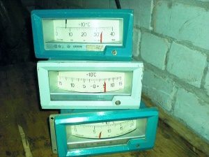 Логометр - цена за все 3 шт. на фото