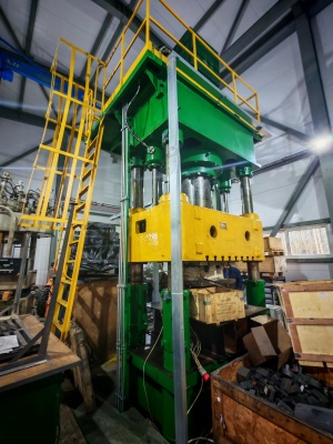 Пресс гидравлический колонный ДА2238