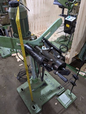 Электрический консольный разматыватель рулонного металла 200мм