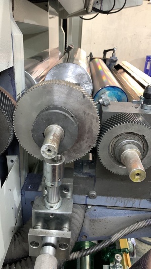 Флексографическая печатная 6-цветная машина