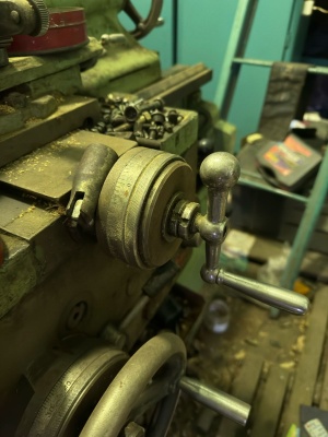 Токарный станок 1М61 (универсальный, винторезный)