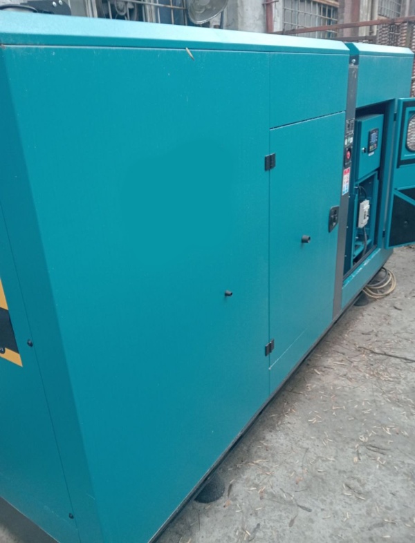 Трехфазный дизельный генератор 132 кВт FB-165 400V 50Hz
