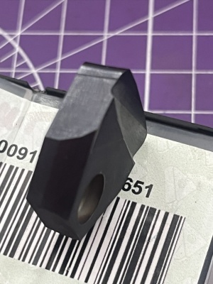 Пластина с маркировкой Sandvik Coromant 450 009111 N51 AS651