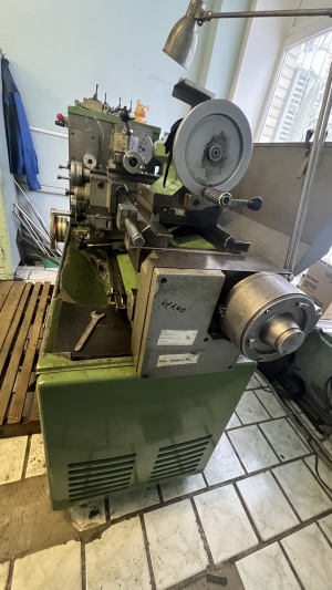 Токарно-винторезный станок Schaublin 150