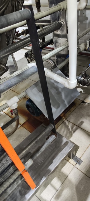 Буферная ёмкость для хладагента (пропиленгликоль) 2200 л AISI 304, утеплённая, вертикальная