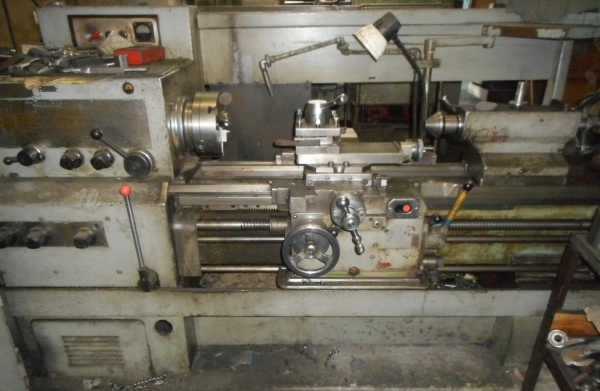 Токарно-винторезный станок МК6162