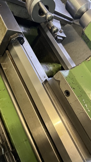 Токарно-винторезный станок Schaublin 150