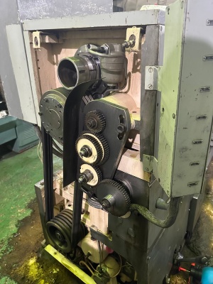 Универсальный Токарный TUR-63S Винторезный станок, РМЦ 1000 мм (аналог ДИП-300)