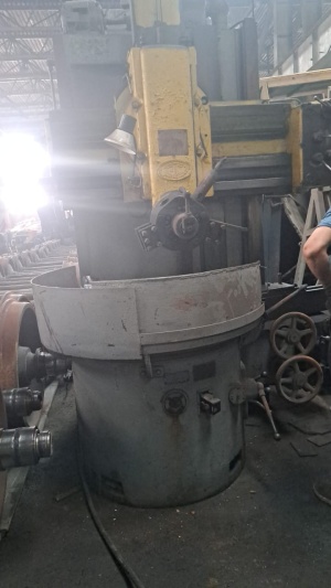 Токарно-карусельный станок 1510