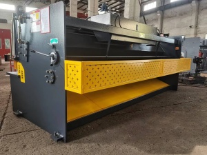 Гидравлические гильотинные ножницы RBQLTY QC11Y-25X2500