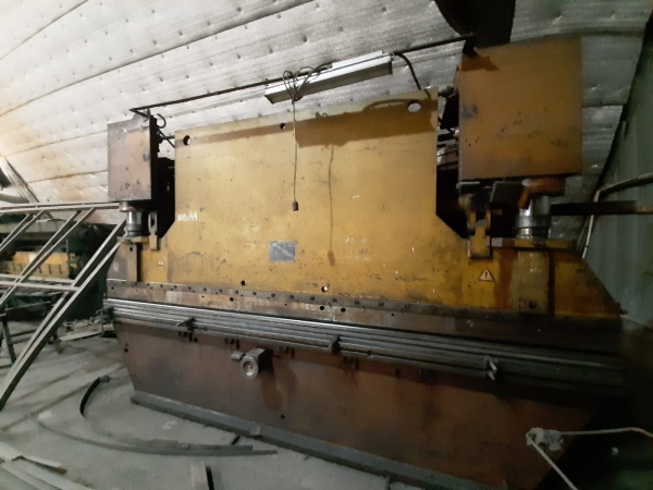 листогибочный пресс модели ИА1430А, 1984 года выпуска