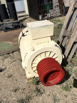 Дробилка конусная, гидравлическая Модель : HP-200