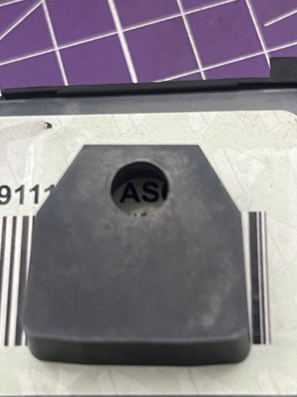 Пластина с маркировкой Sandvik Coromant 450 009111 N51 AS651