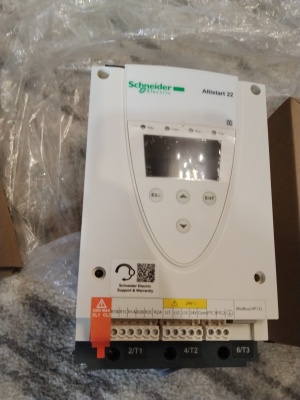 Частотник Schneider Altistart 22