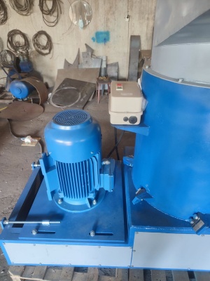 Дробилка для пластика (пластмасс) дру-700/М30 кВт