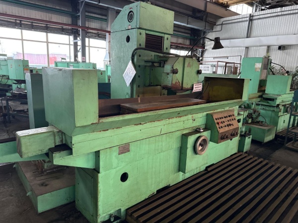 плоскошлифовальный станок 3Л722В