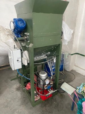 Вертикальний компактор пінополістиролу КПВ-600 – Стан нового! Пресс-компактор для прессования отходов (пенопласта, пластика)
