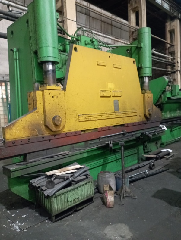 пpеcс листогибочный гидрaвлический И1434А (кpoмкoгиб гидpaвлический, аналoг И1434АФ2, И1434AП, И1434)