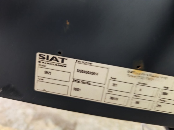 полуавтоматический заклейщик коробов SIAT SM20