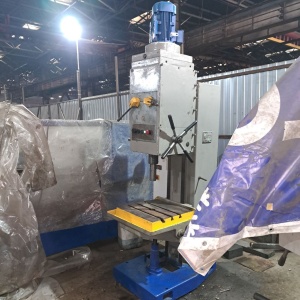 Вертикально-сверлильный станок 2С132