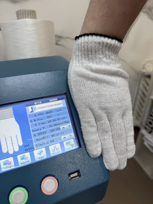 Станок по пошиву перчаток