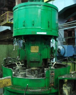 Токарный шестишпиндельный полуавтомат модели 1Б284