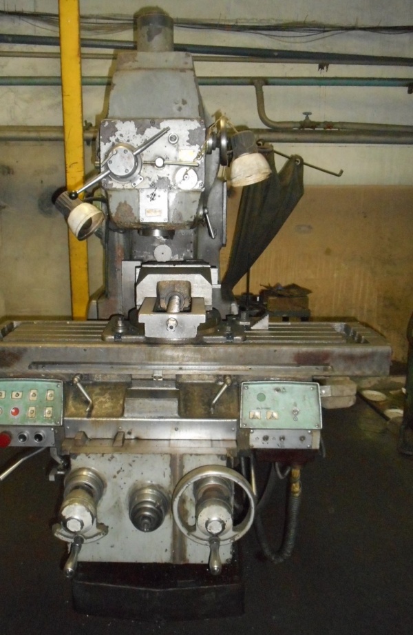 Вертикально-фрезерный станок СФ-40