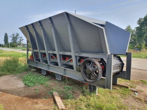 Питатель пластинчатый ТК-16 с бункером 20 кубов