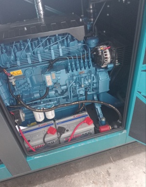 Трехфазный дизельный генератор 132 кВт FB-165 400V 50Hz