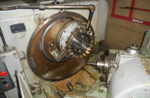 Зуборезный станок 525