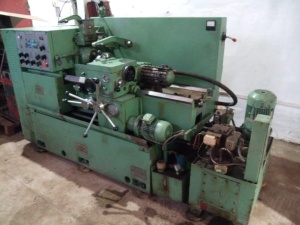 Токарно-револьверный станок 1Г340П