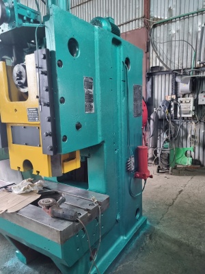 пресс кривошипный КЕ2130