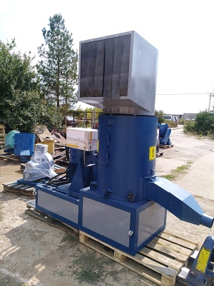 Дробилка для пластика (пластмасс) дру-800/М55 кВт