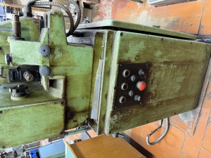 Зубофрезерный станок с повышенной точностью 6Л463